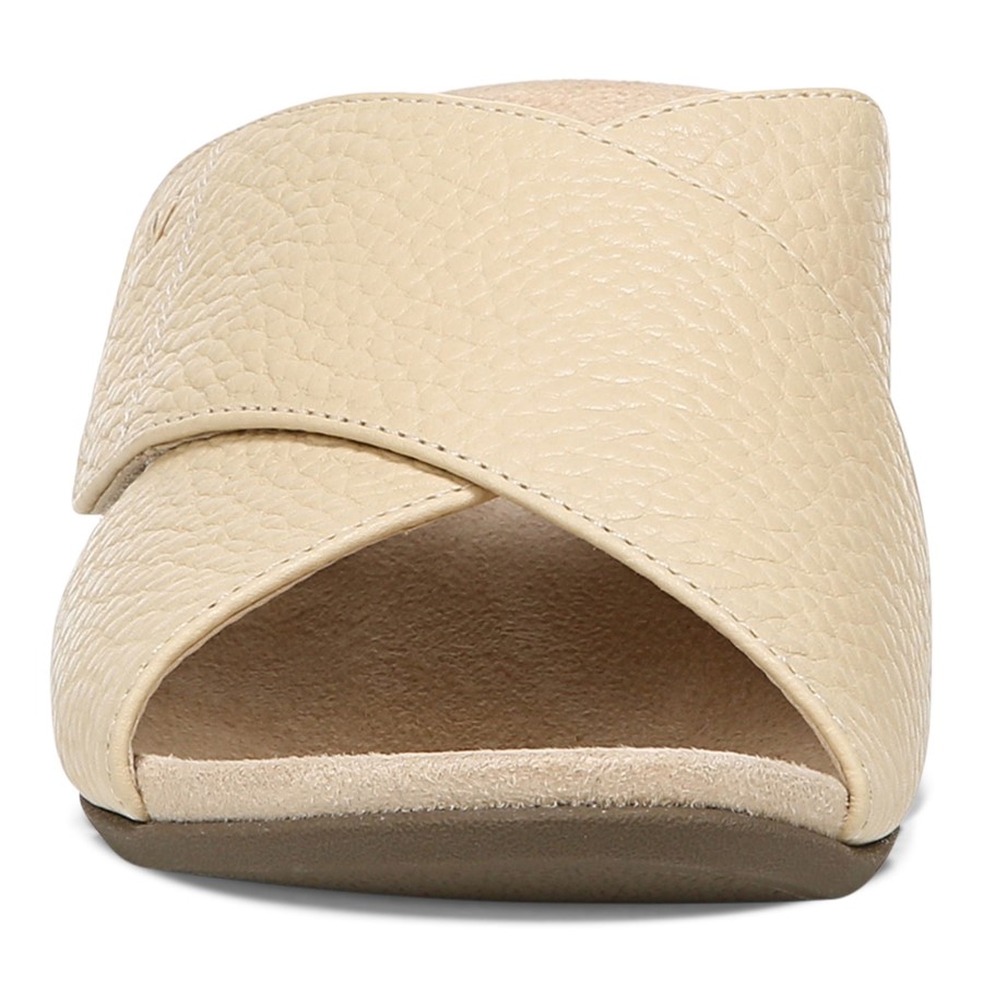 Sandália Semolina Vionic Leticia