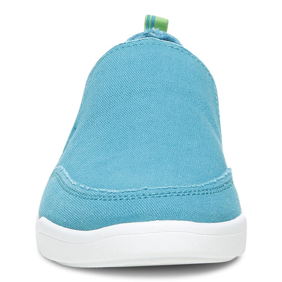 Vionic Beach Malibu Sneaker: Canvas Lake Blue Canvas