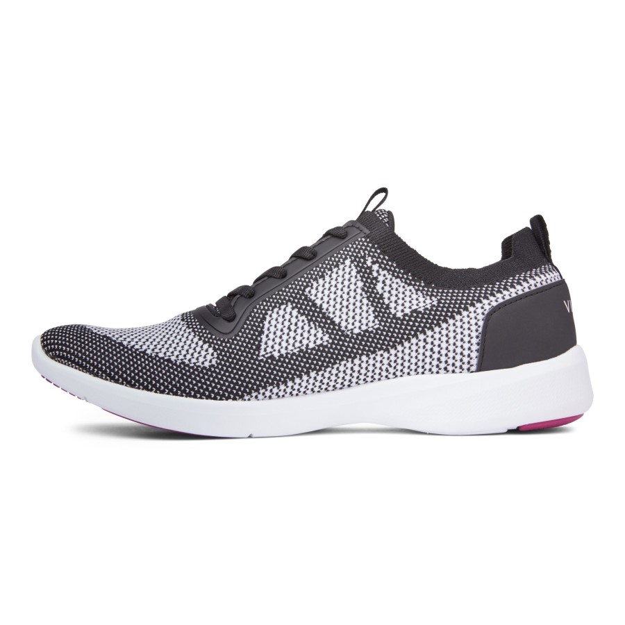 Lenora Trainer Vionic Black
