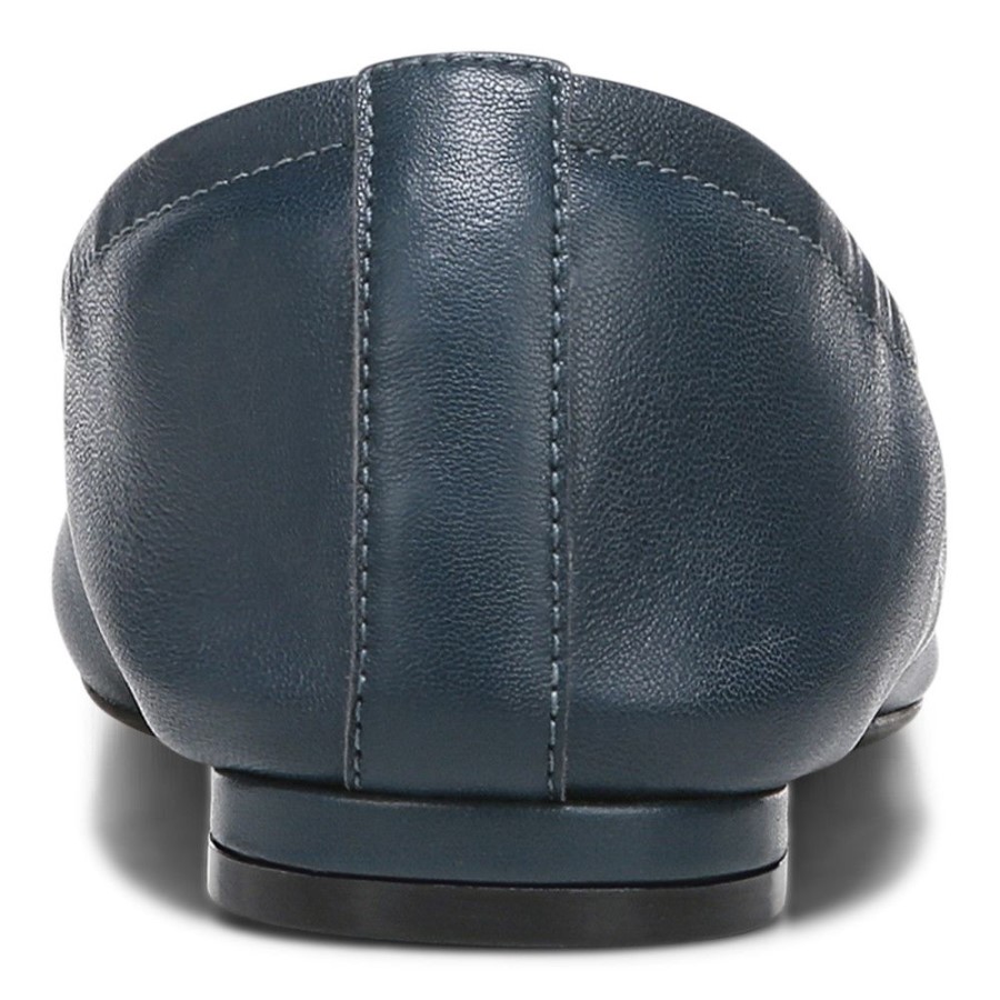 Alexa Flat Navy Vionic