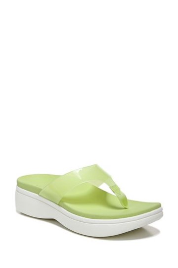 Sandália Tanga Verde Luminosa Vionic