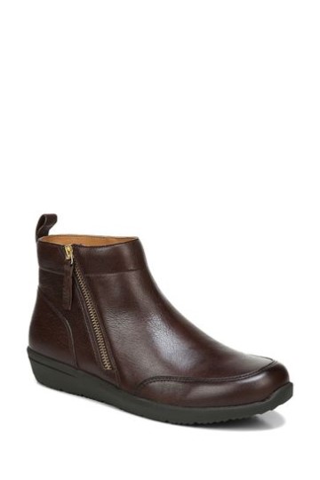 Bota Marrom Chukka Vionic Lois